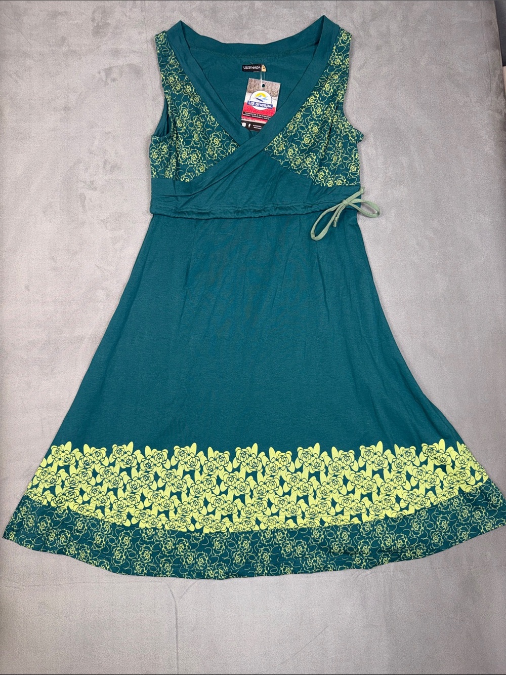 US Sherpa NWT Bodhi Teal Sleeveless Floral Border Faux Wrap Dress, size large